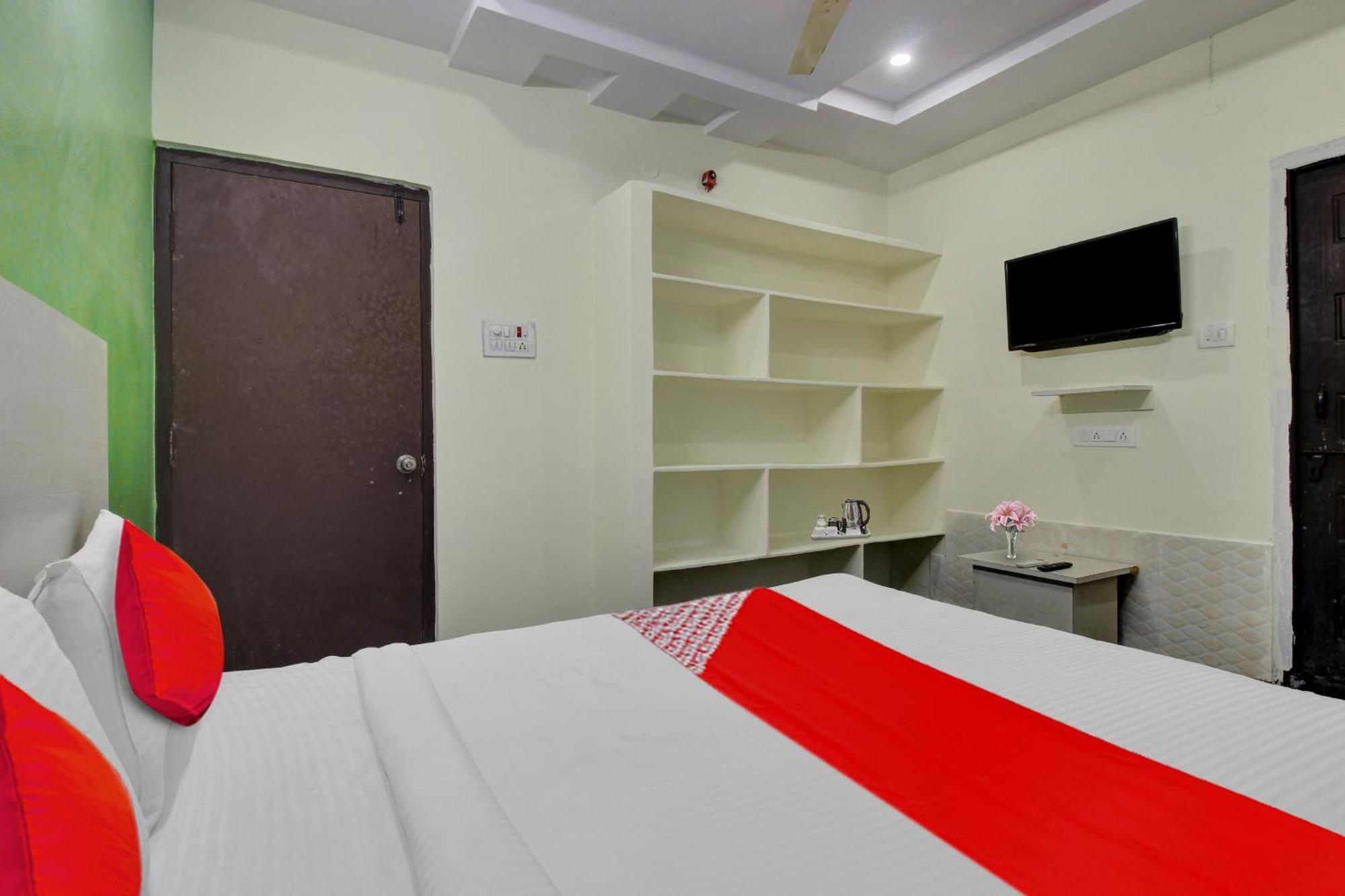 Hotel O Lavish Stay Sururnagar Екстериор снимка
