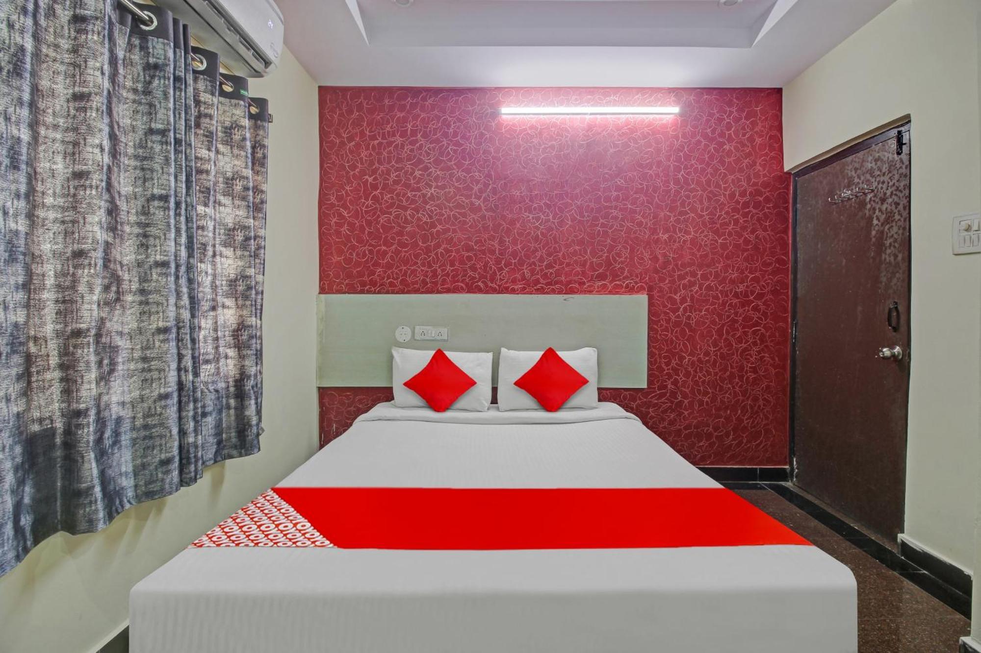 Hotel O Lavish Stay Sururnagar Екстериор снимка